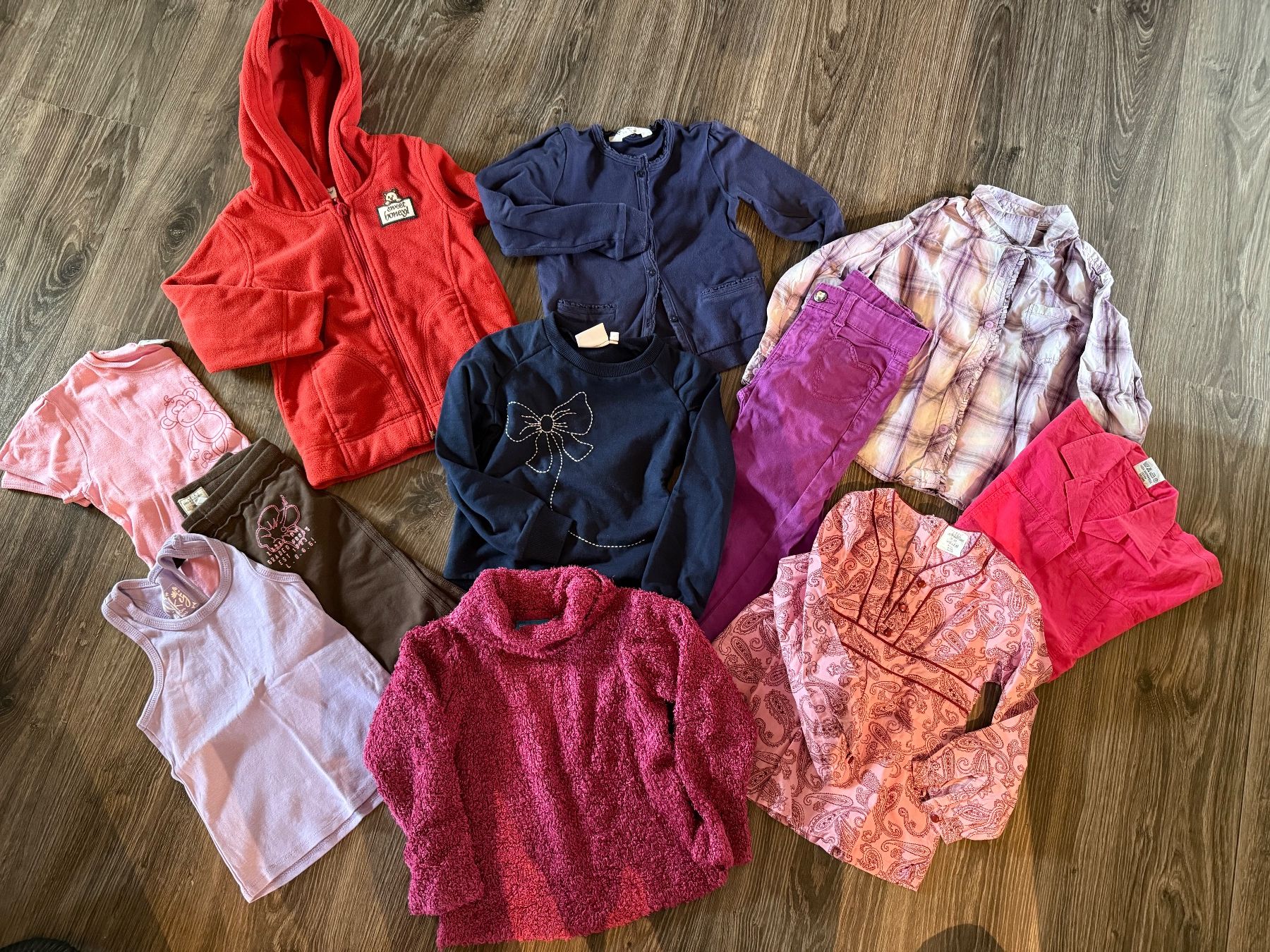Lotti & Set di vestiti: Lot 98-104 – Usato da Chermignon-Bas venduto da mioumiou34