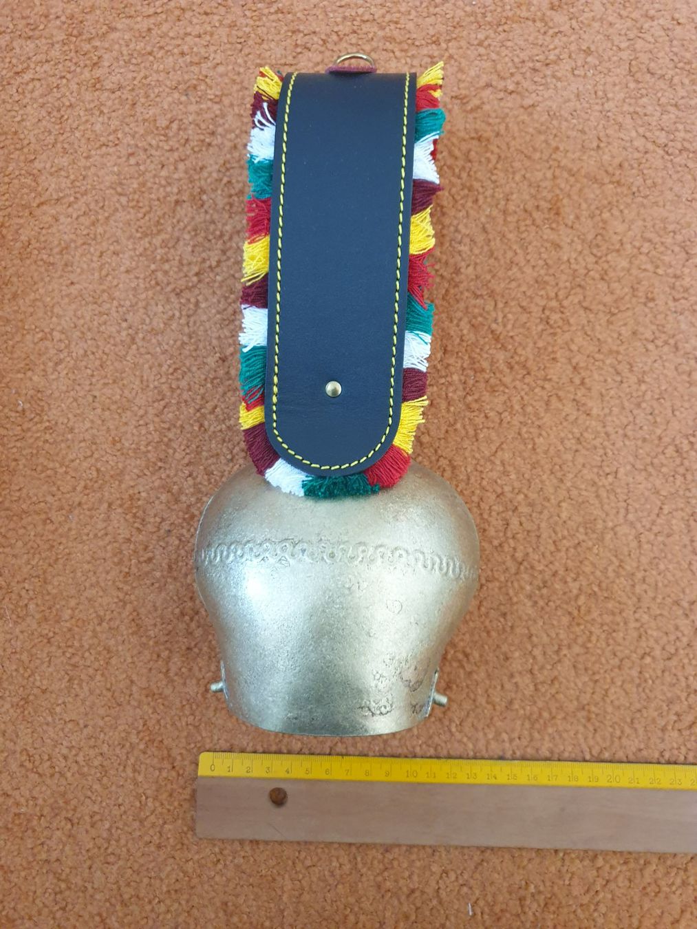 Campanacci mucche: Drei Schellen Glocken mit Appenzeller - Motiven – Usato da Mörschwil venduto da spirspi 6