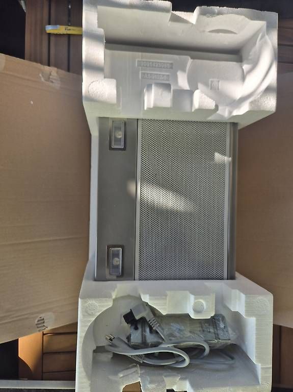 Hottes de ventilation: Hotte aspirante  – D'occasion à Martigny par bru_nw5w 1