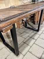 Table • Quand une Vieille Porte reprend Vie