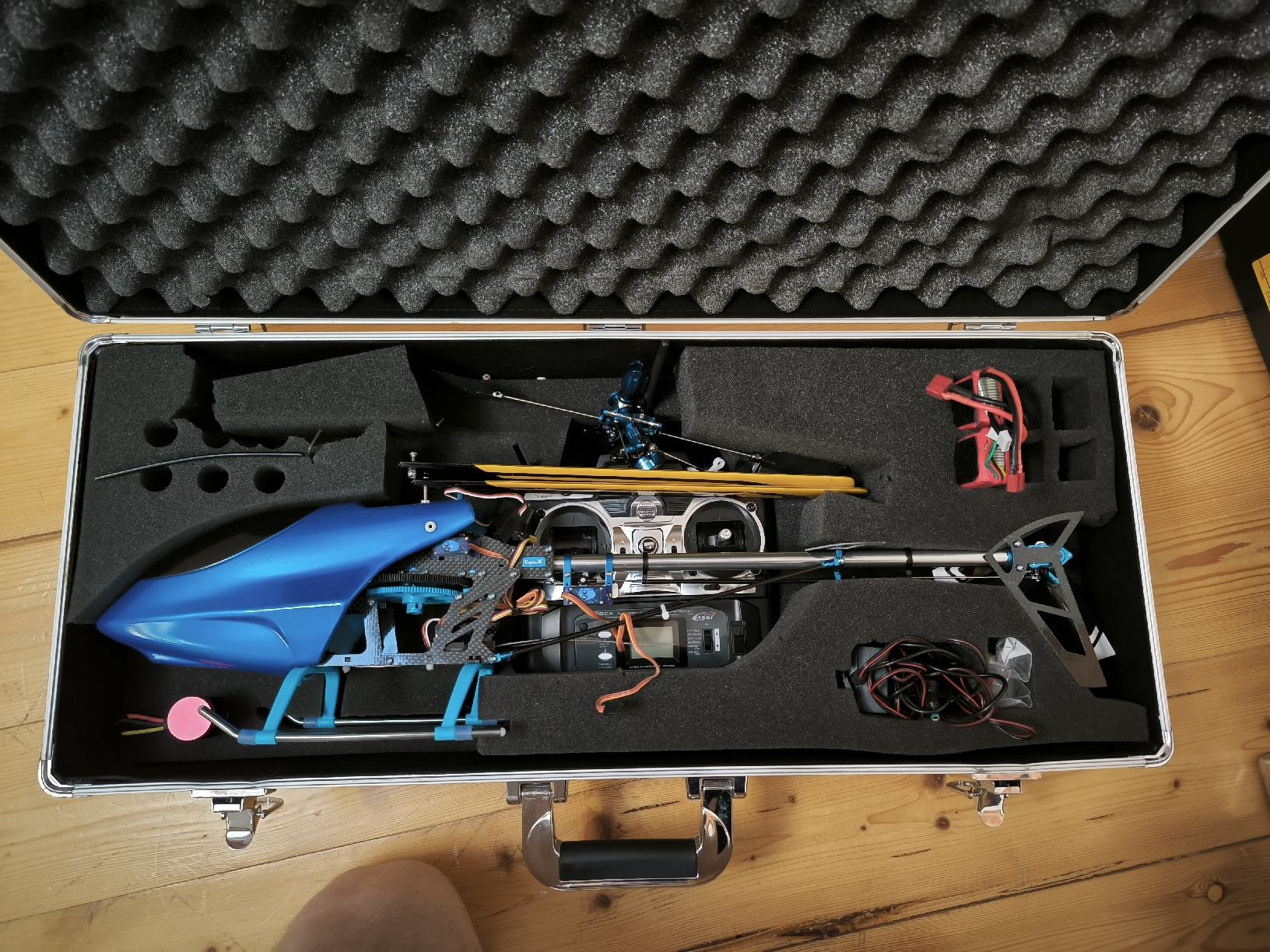 RC Modellbau: RC Helikopter zu verkaufen – Gebraucht aus Siblingen von Mustang71