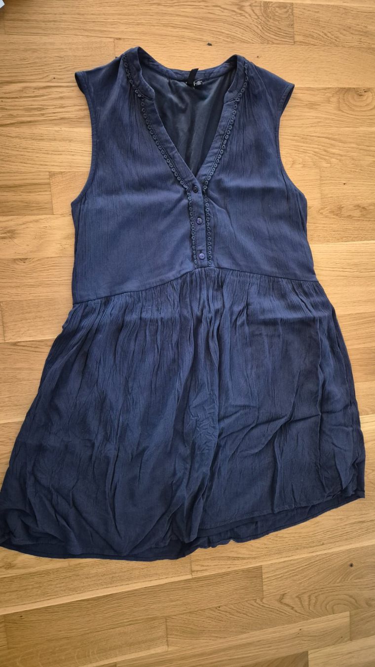 Vero Moda Kleider: Sommerkleid dunkelblau Gr. L – Gebraucht aus Kriens von nati.r