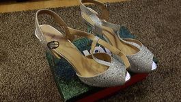 Neue silbernen PUMPS