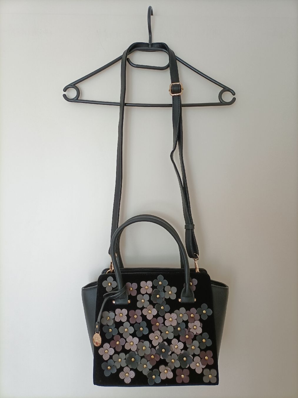 L.Credi Borse da donna: Schwarze L.Credi Tasche, NEU! – Nuovo (secondo la descrizione) da Wil SG venduto da MissMillie71 2
