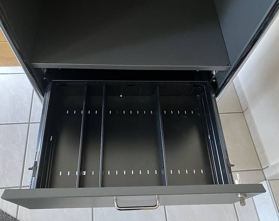 Korpus: Rollcontainer Flexcube – Gebraucht aus Bronschhofen von Oggy0 2