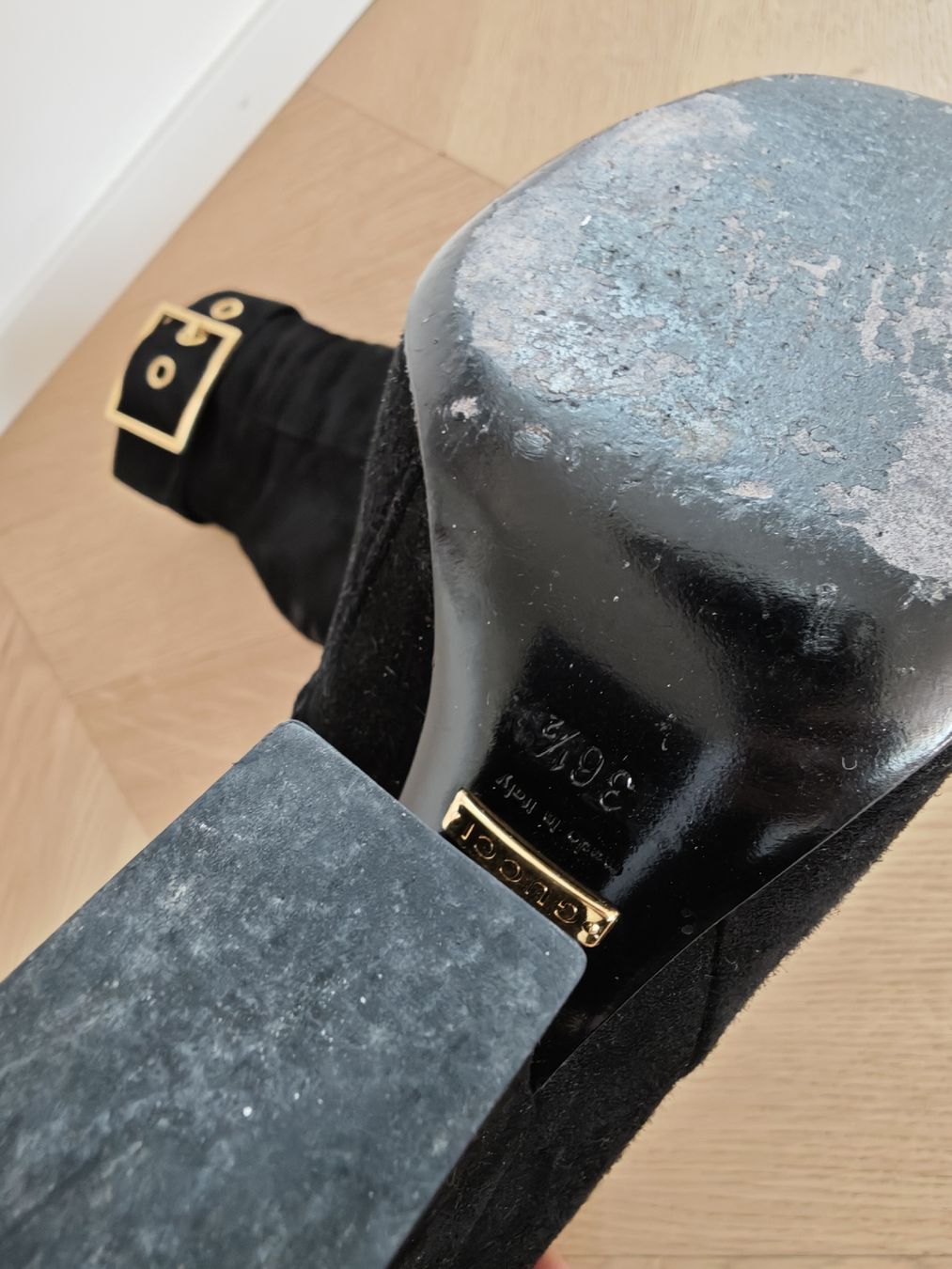 Gucci Scarpe da donna: GUCCI Wildleder Stiefeletten Tom Ford – Usato da Erlenbach ZH venduto da nlh 1
