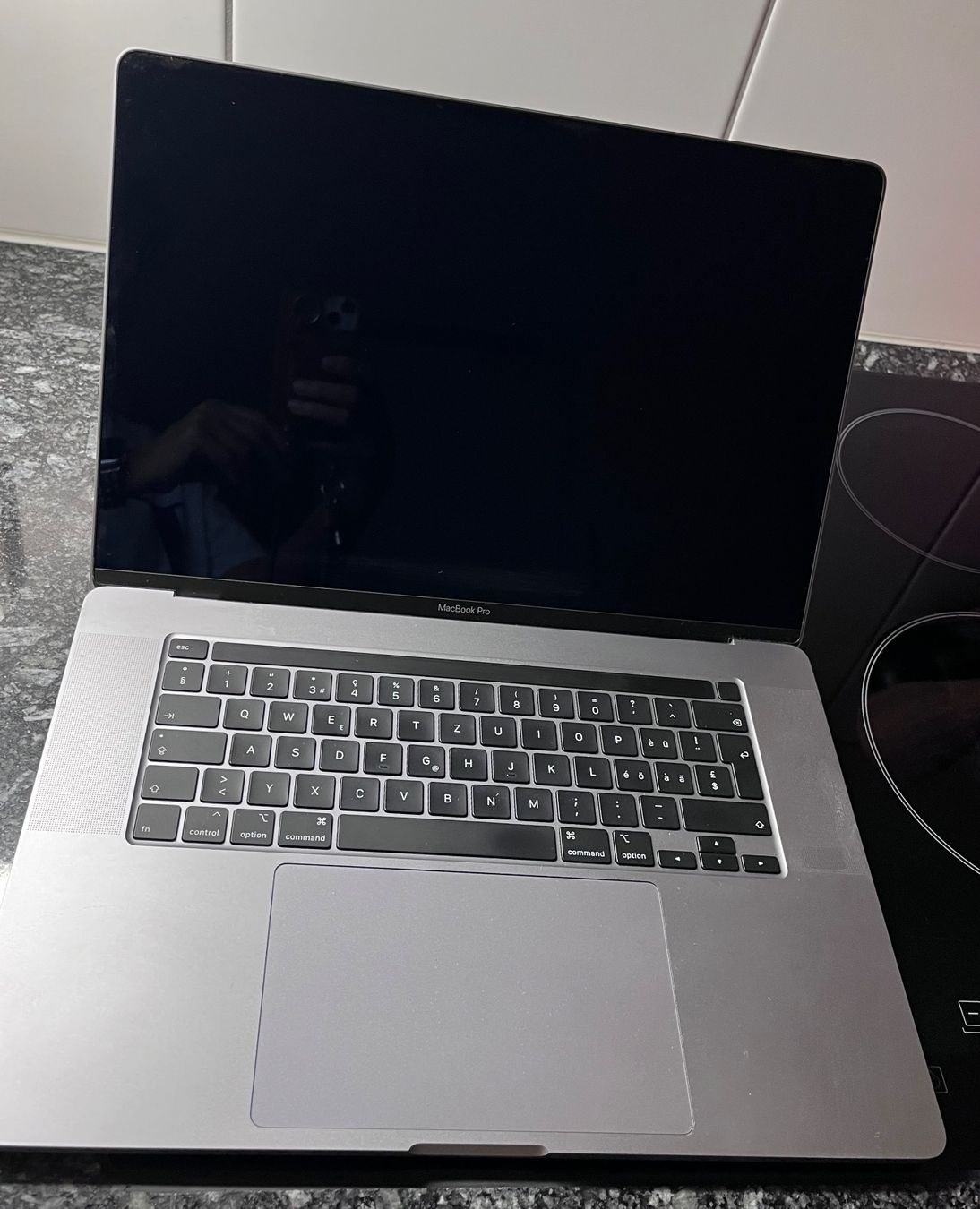 Apple Notebook: Mac Book Pro 16‘ – Usato da Schinznach Bad venduto da Huisman01