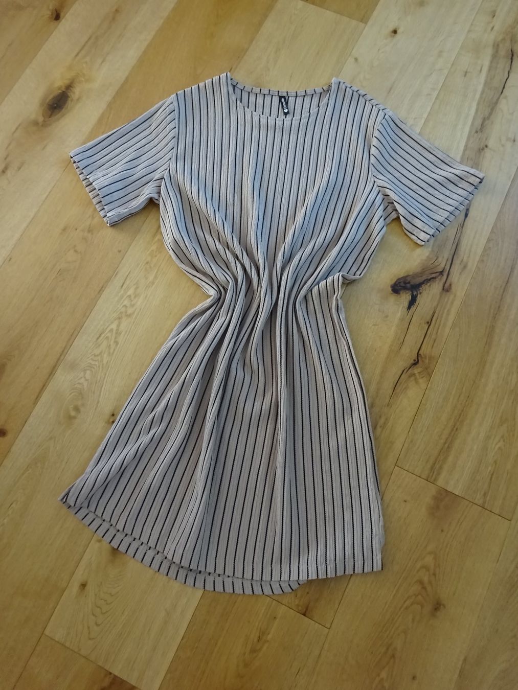 Robes: Tolles Kleid/Chicoree – Neuf (Voir description) à Rothrist par Mistery1