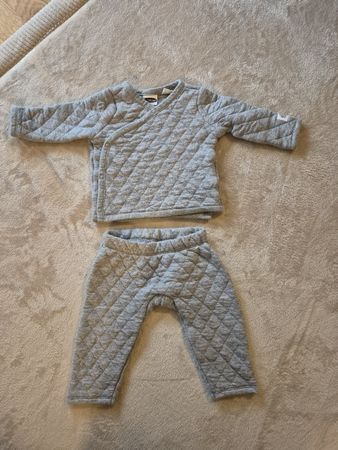 Lily and Dan Baby Wickeljacke mit Hose - Grau Gr. 62/68
