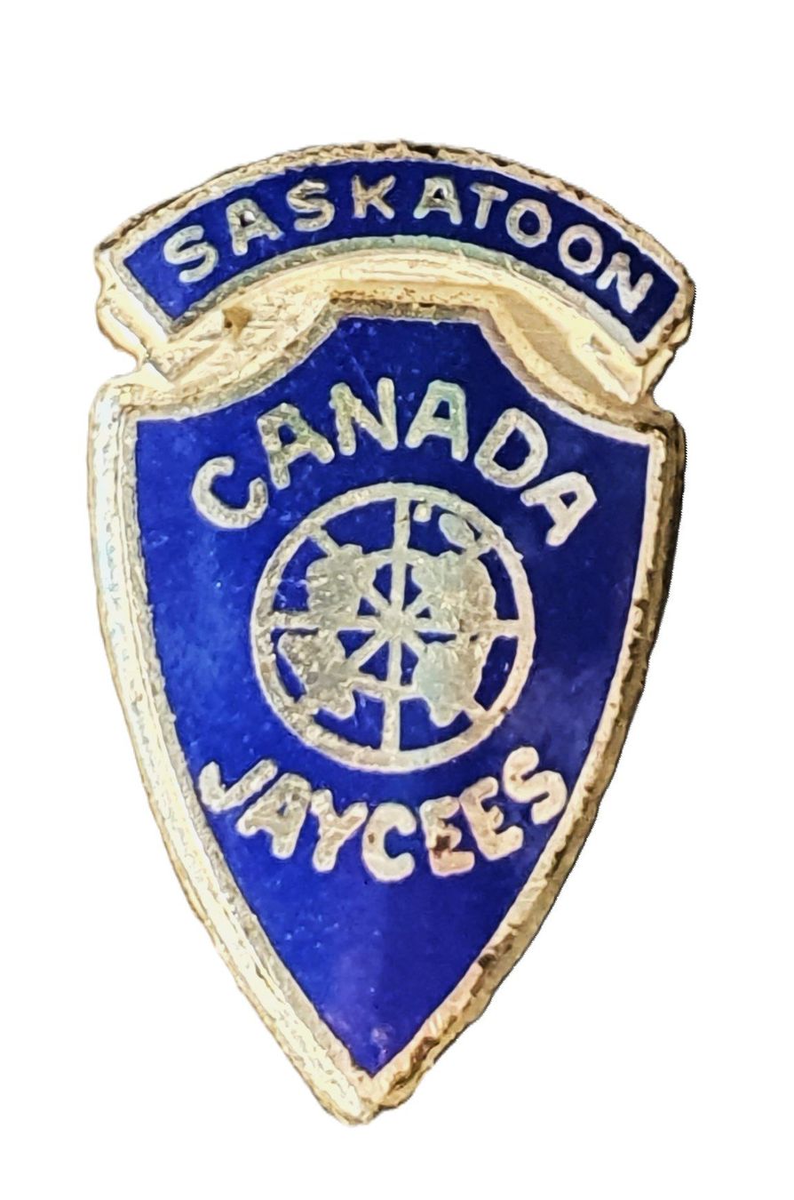 Placchette & Badge: U468 - Alter Sterling Pin Saskatoon Canada / Jaycees – Usato da Reinach BL venduto da Boston-Verkauf
