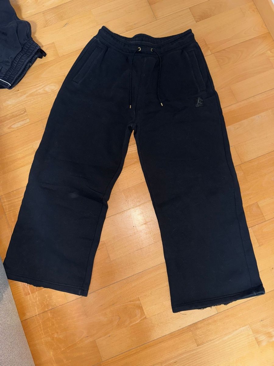 Nike Pantaloni: Trainerhosen – Usato da Zürich venduto da Nelva83 2