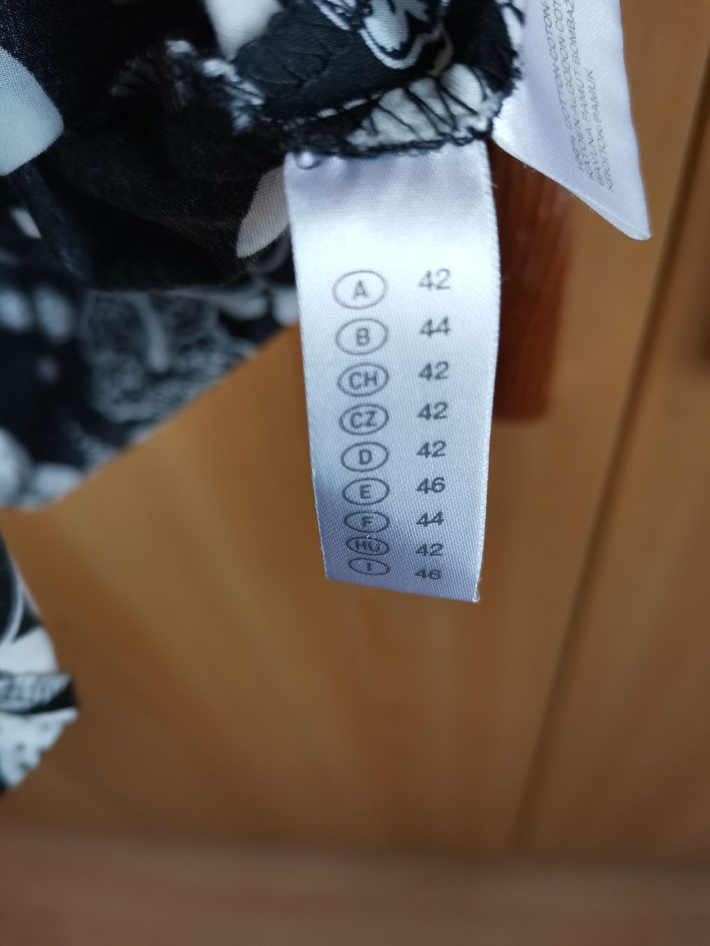 C&A Vestiti: Robe t 42 – Usato da Cournillens venduto da masoeur 1