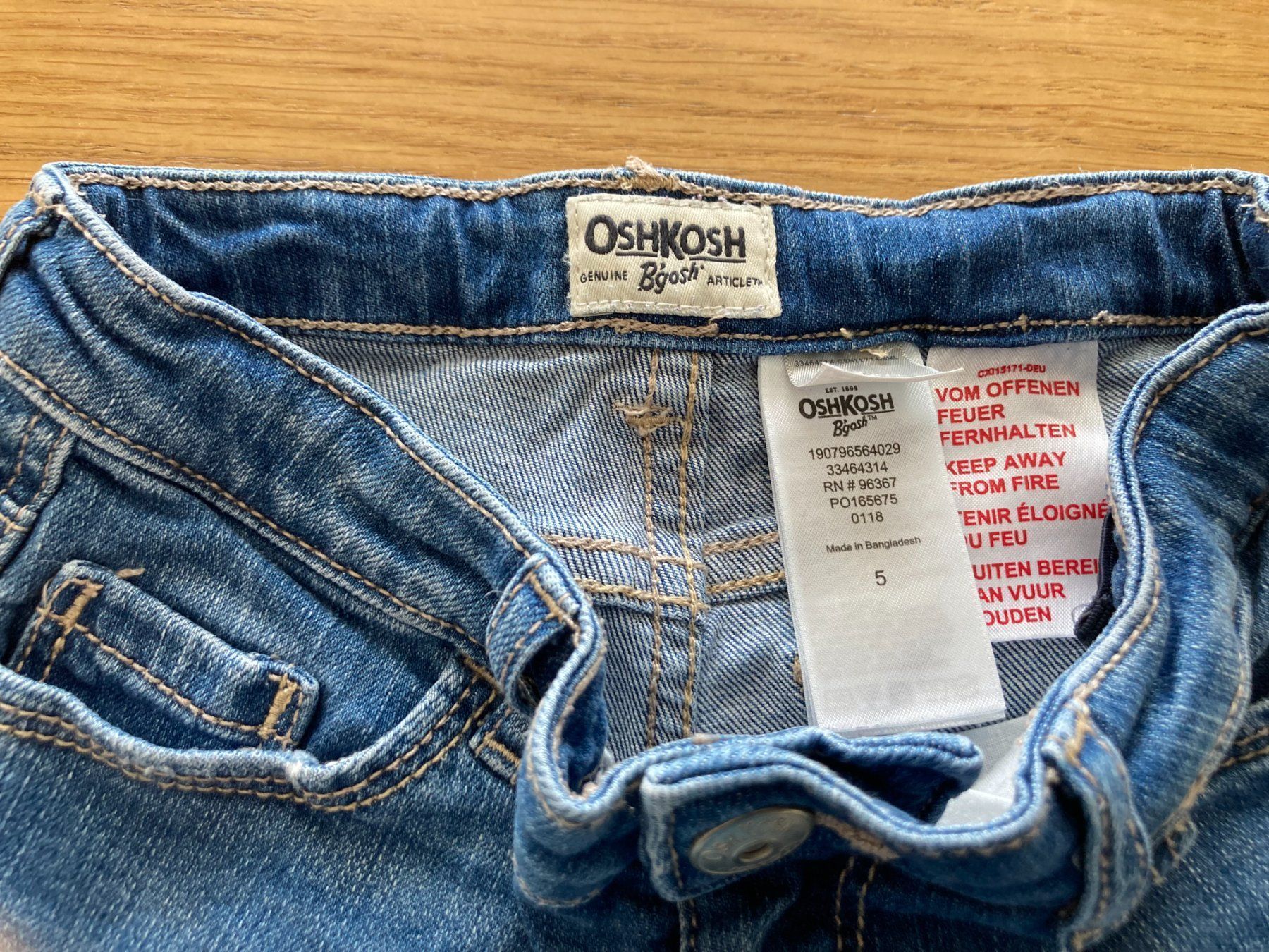 Oshkosh Pantalons: Shorts "OshKosh" – D'occasion à Muttenz par Juvenile33 2