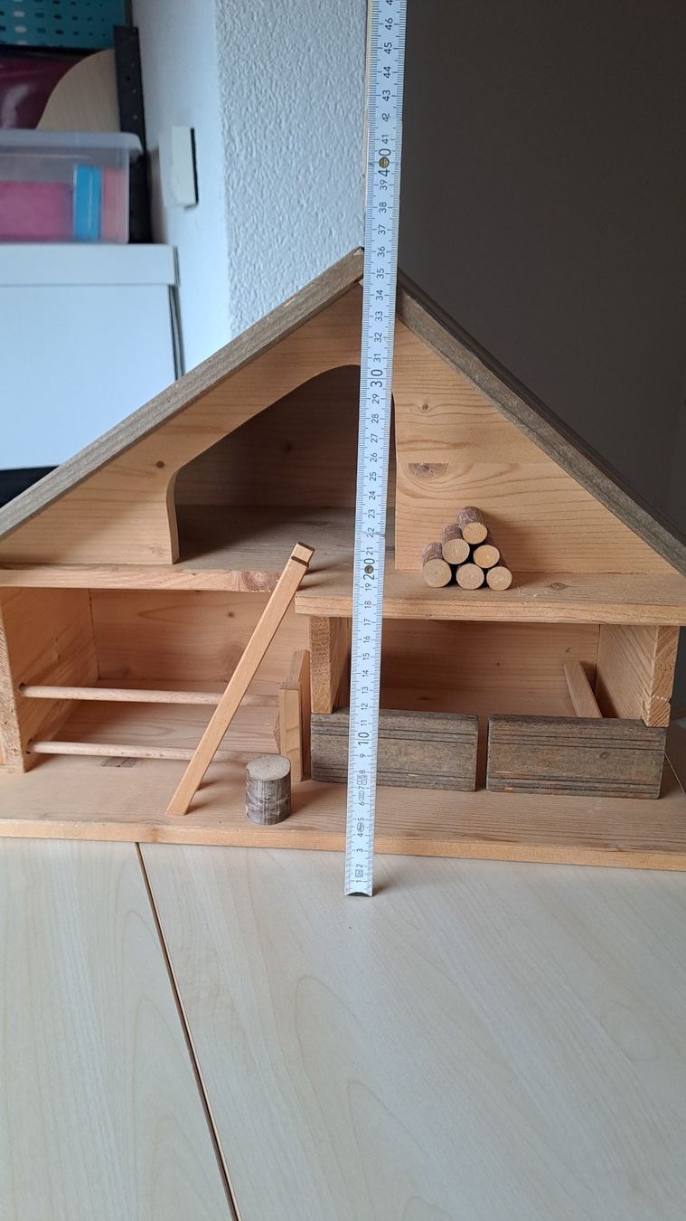 Spielzeuge: Stall aus Holz – Gebraucht aus Rothrist von Luho72 3