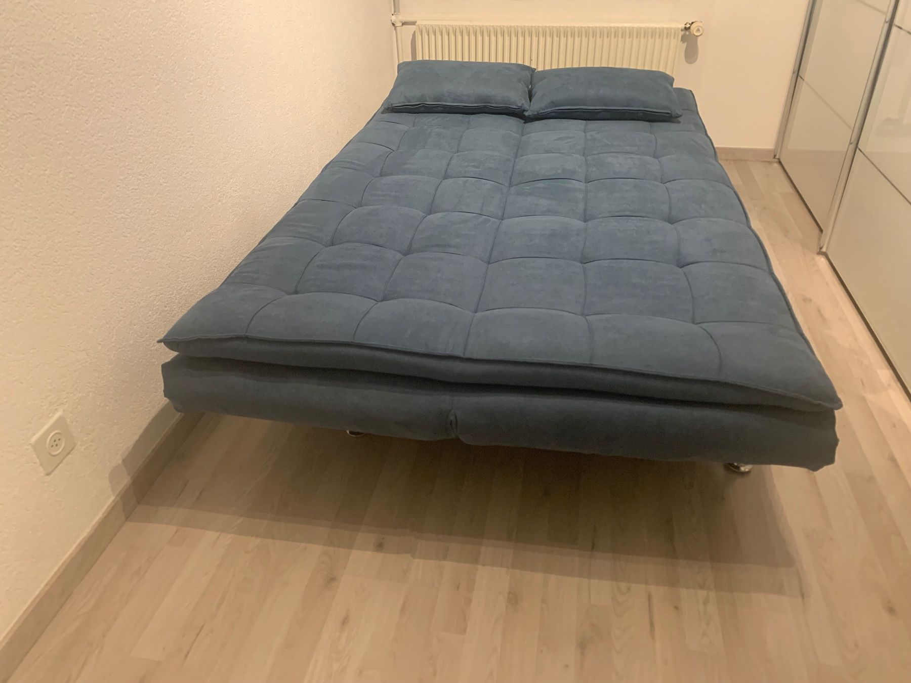 Sofas: Schlafsofa – Gebraucht aus St. Ursen von los_6yyj 1