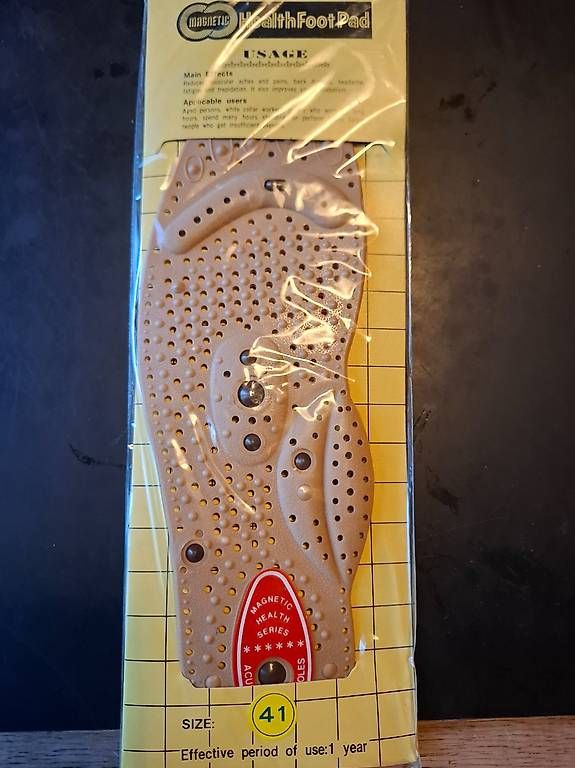 Appareils de massage: Massierende magnetische Einlegesohlen – D'occasion à Inkwil par bea_jp7g 2