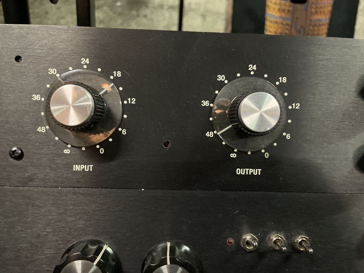 Strumenti musicali: 1176 Compressor - Hairball Kit – Usato da Tüscherz-Alfermée venduto da schneider_rl4 1