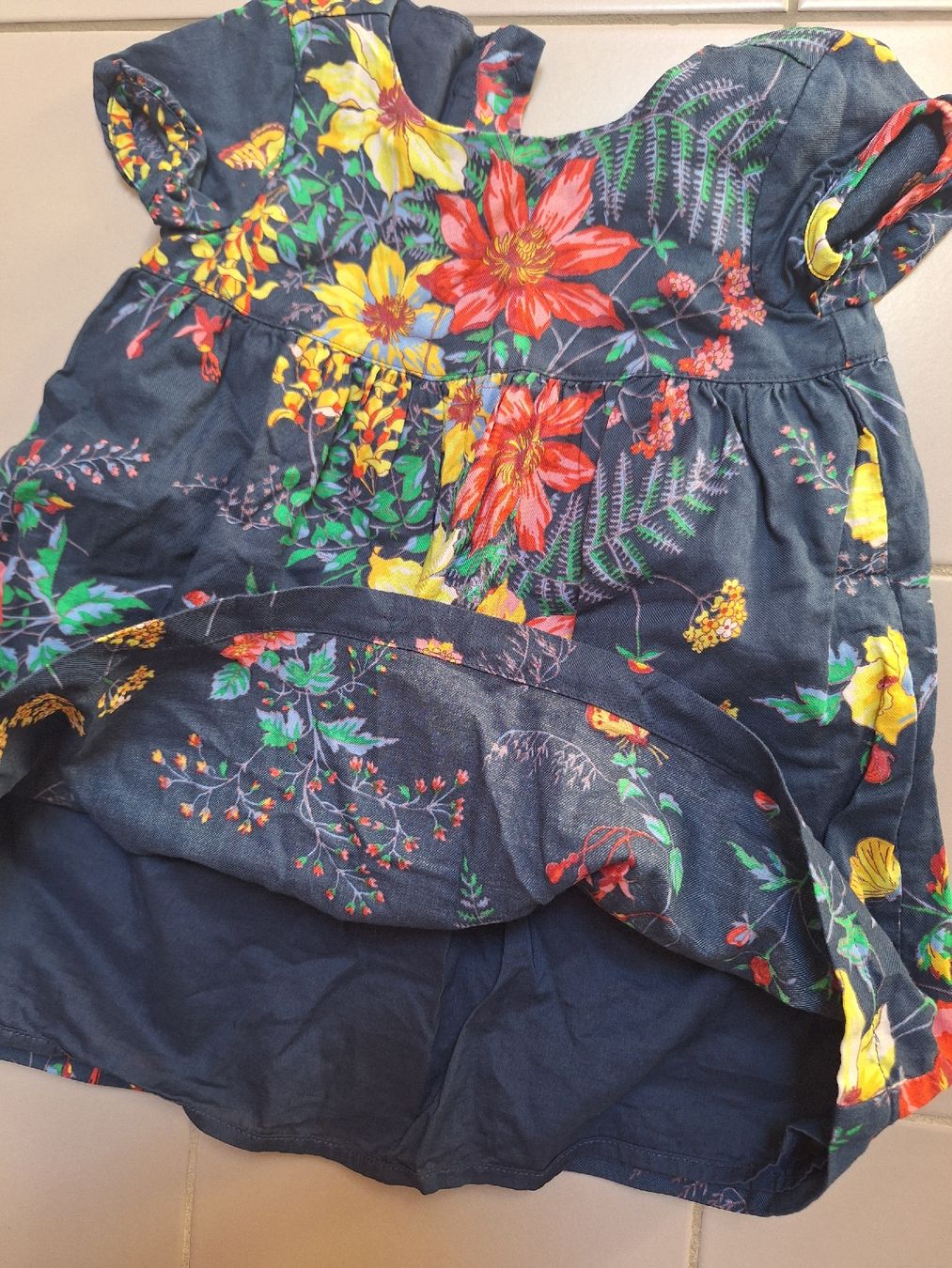 Gap Vestiti & Gonne: Kleid GAP 18-24 Monate 🌸 – Usato da Sissach venduto da Nothing123 2