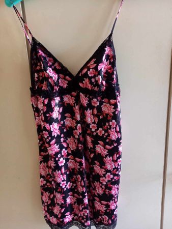 Blumen-Nachthemd/Sommerhemd mit Spitze, Gr. M/38 Top!