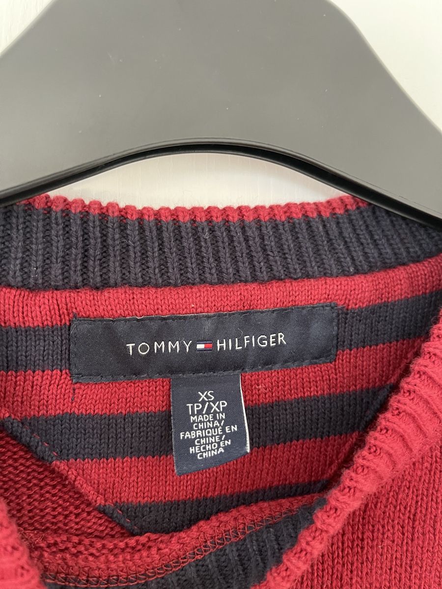Tommy Hilfiger Maglioni & Felpe: Tommy Hilfiger dick Pullover, bordeaux,, Top Zustand! Y2k – Nuovo (secondo la descrizione) da Wetzikon ZH venduto da Jan_wojt 2