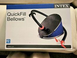 Pompe Gonfleur Intex  +/- 30 cm avec 3 embouts 