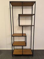 Scaffale design industriale in metallo e legno