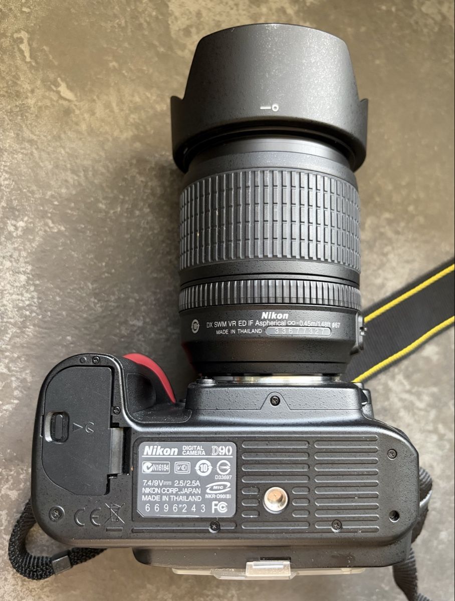 Nikon Fotocamera: Nikon D90 mit Zubehör und Tasche – Usato da Liestal venduto da RogerS28 2