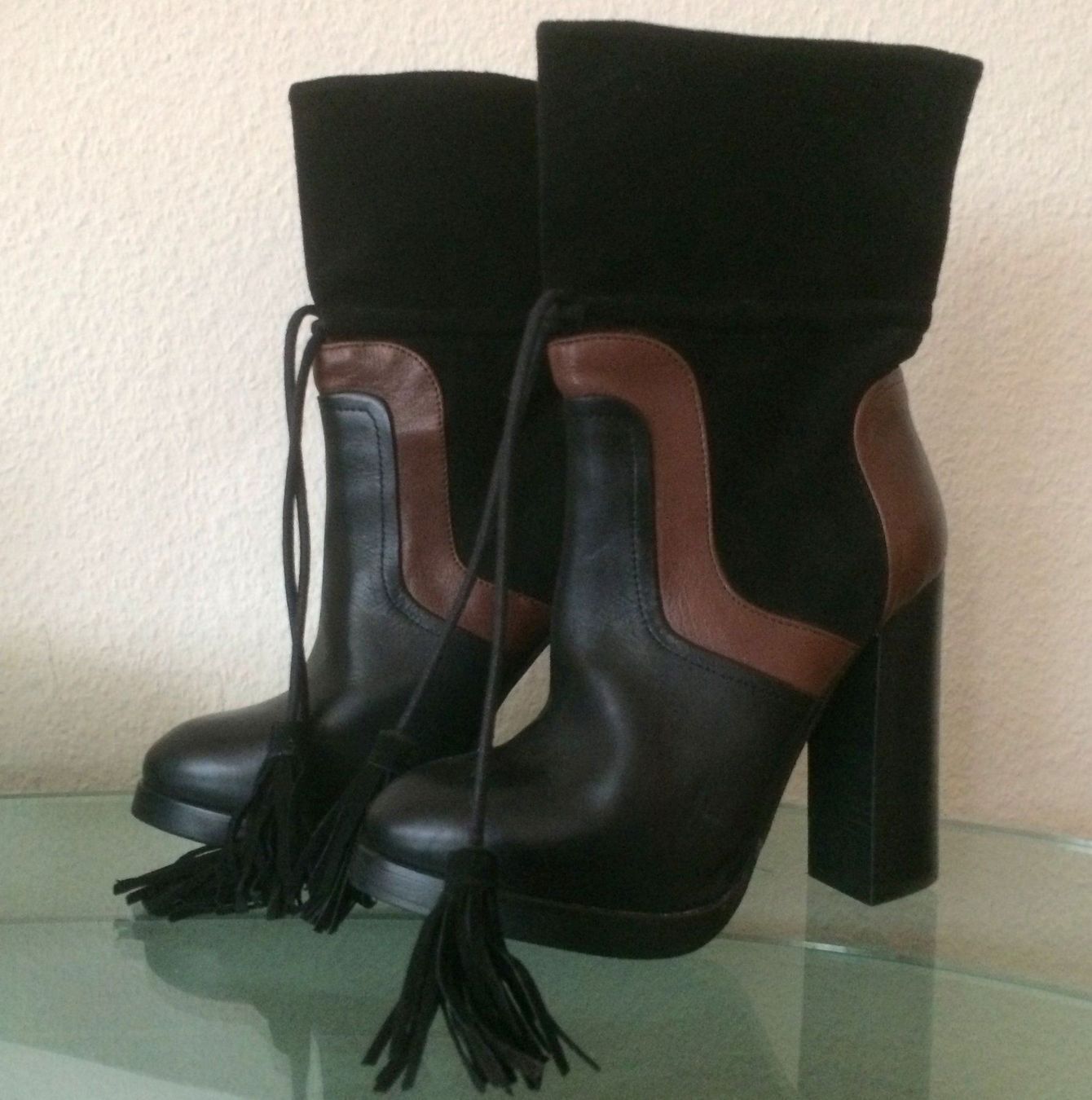Scarpe da donna: Stiefeletten | NEU | Leder| Gr. 37 – Nuovo (secondo la descrizione) da Zürich venduto da galble