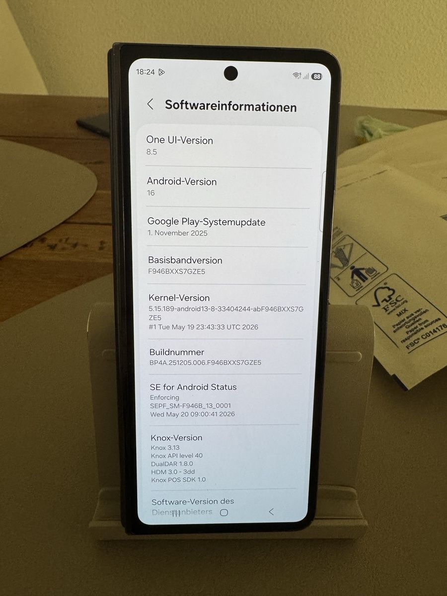 Samsung Telefoni cellulari / Smartphones: Samsung Galaxy Z Fold5 512 GB – Difettoso da Adliswil venduto da Busys 2