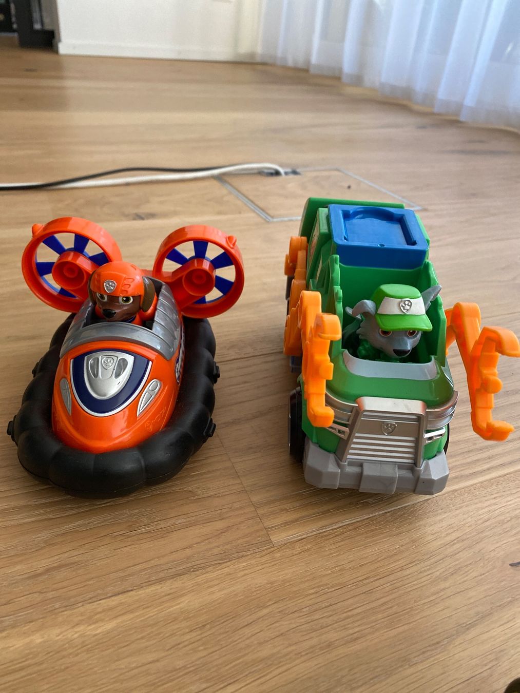Spielzeuge: Paw Patrol Spielfiguren – Gebraucht aus Bolligen von Noeggeli10 1
