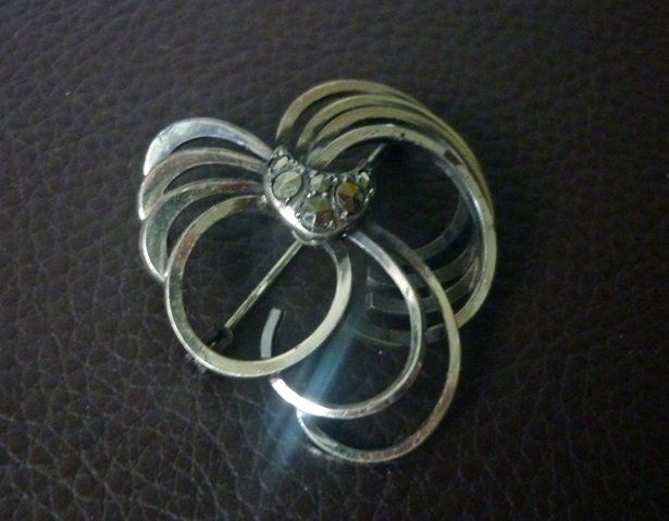 Spille & Fermagli: Vintage Brosche - Anstecker - 800 Silber – Usato da Adliswil venduto da di_hans