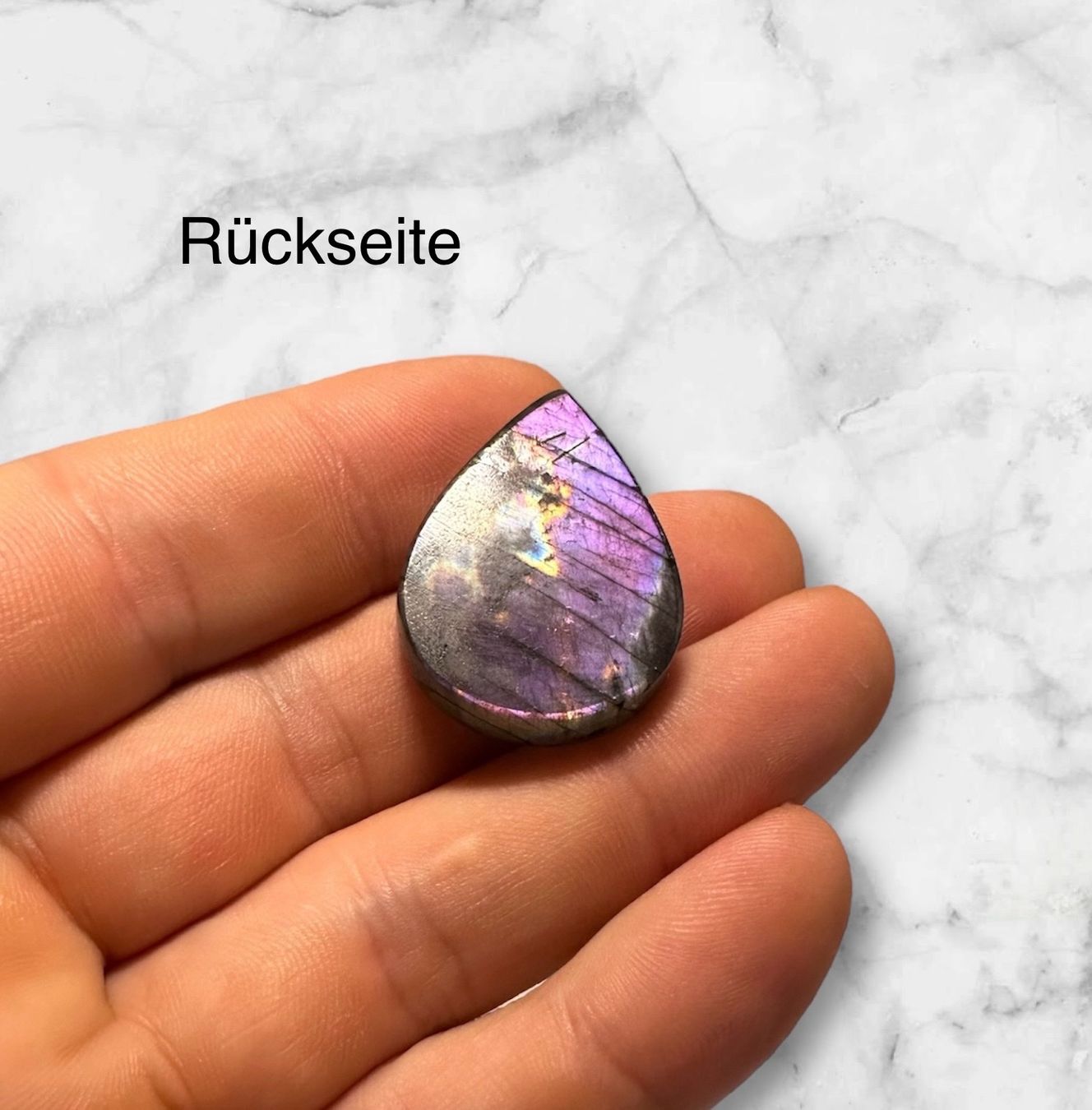 Minerali & Pietre curative: Labradorit Cabochon wunderschön in Violett, 40ct – Nuovo e nell'imballaggio originale da Männedorf venduto da cab_cb8m 1