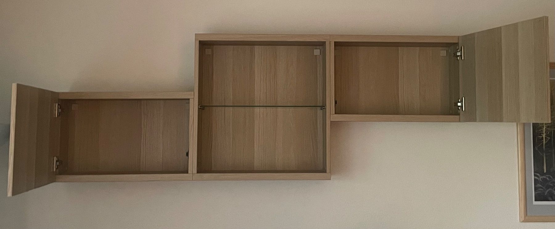 Ikea Scaffali: Mobile Besta IKEA, 3 moduli combinazione sospesa – Usato da Baar venduto da vas_8qjf 1
