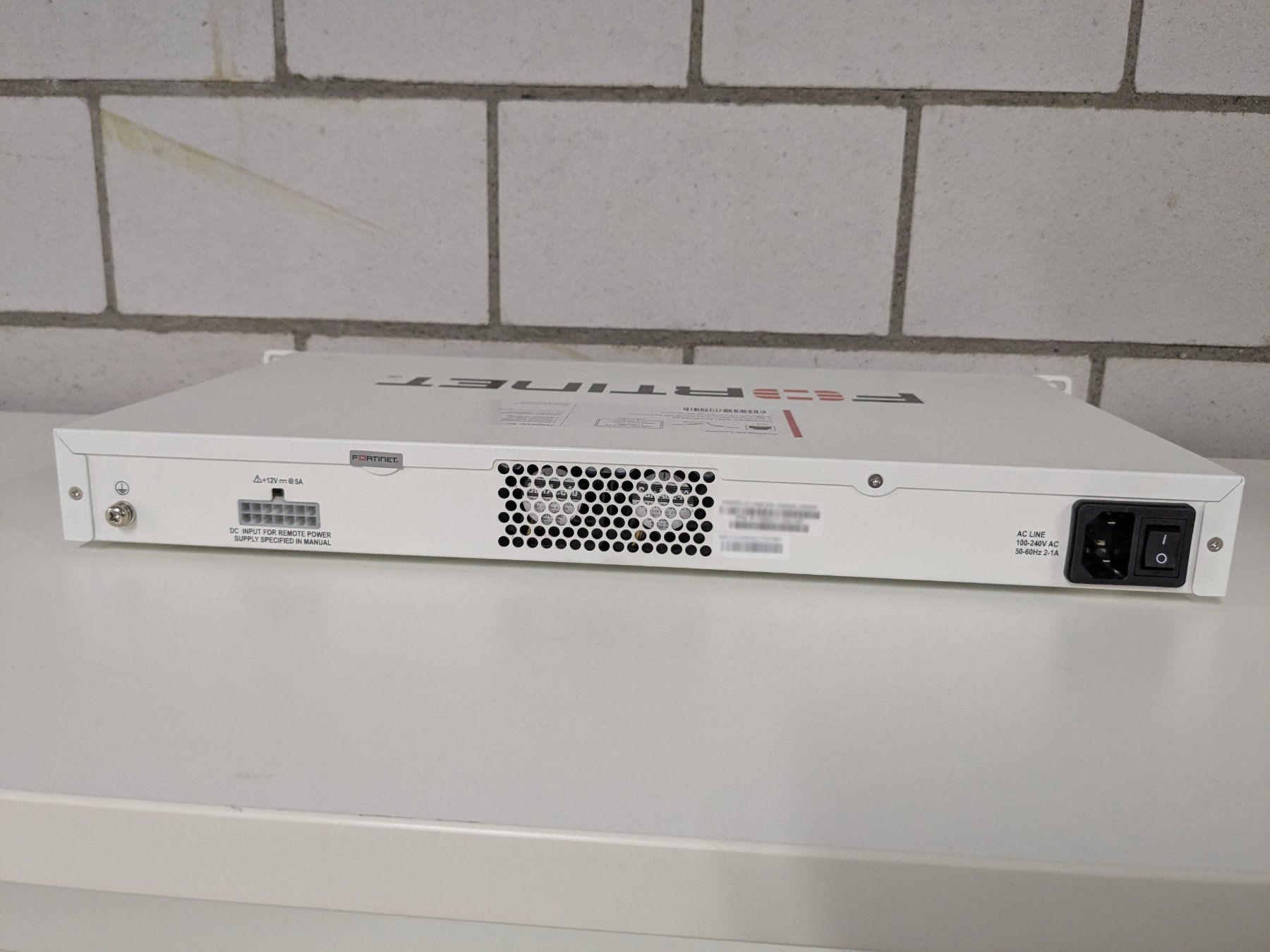 Fortinet Firewall: FORTINET FortiGate 100E Firewall – Usato da Winterthur venduto da in4matiker 3