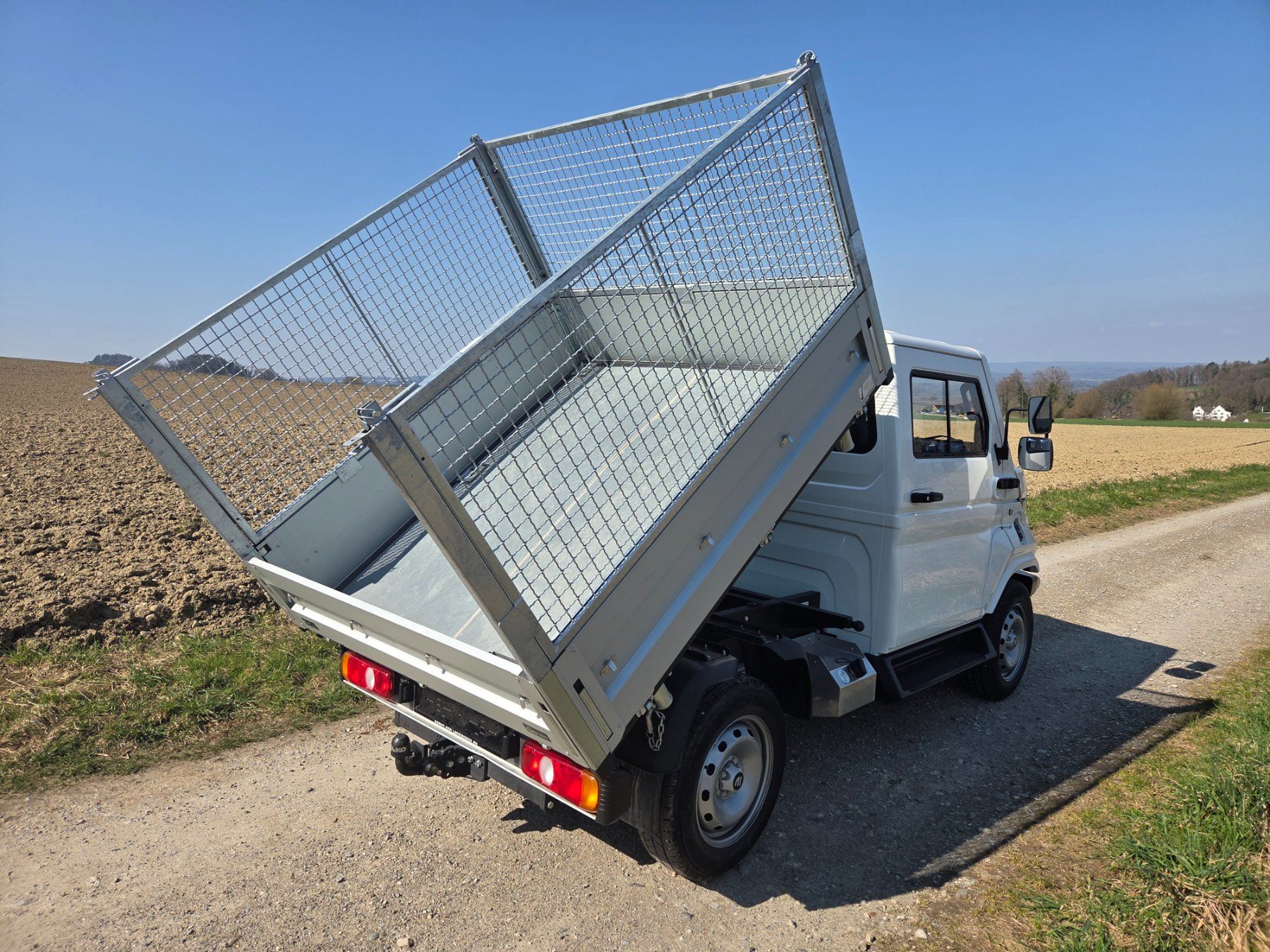 Nutzfahrzeuge: EVUM aCar, Nutzfahrzeug – Gebraucht aus Dorf von Chraemmler 4