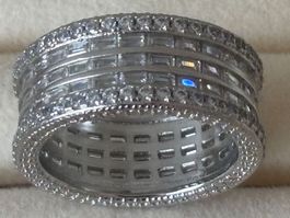Luxus Elegante Gr: 19/9 Memoire  Zirkonia Ring Farbe: Silber