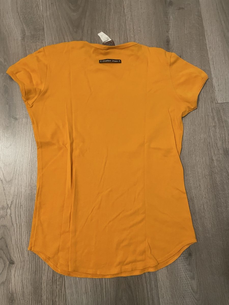 Jean Paul Gaultier T-shirt: T shirt Jean Paul Gaultier – Usato da Lausanne 25 venduto da ale_pr9z 1