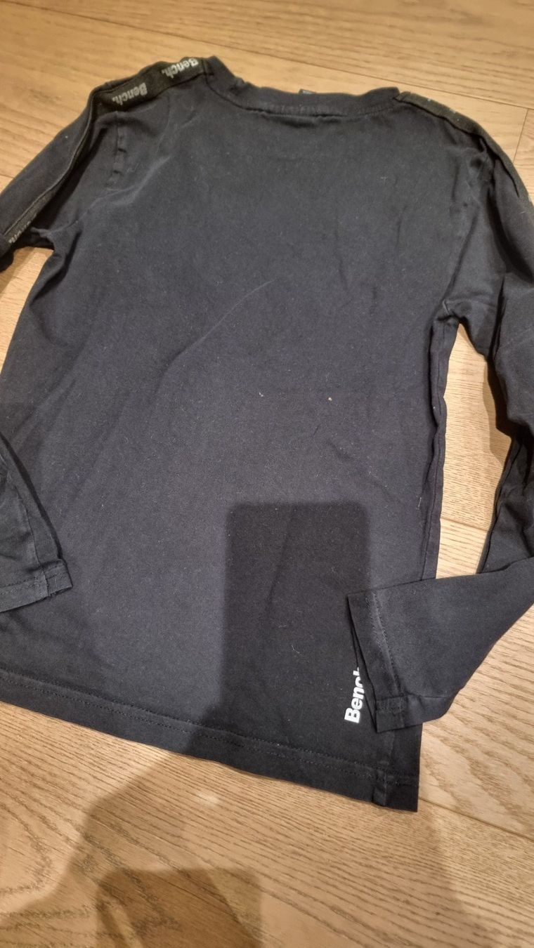 Bench Camicie, T-shirt & Polo: Bench Langarmshirt, 9-10 Jahre – Usato da Buttikon SZ venduto da Limo180 2
