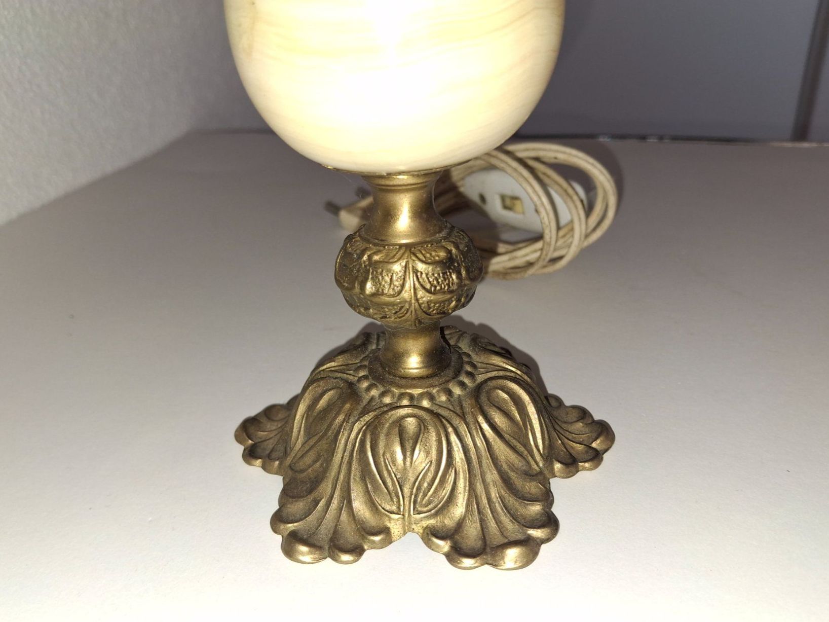 Lampade: Antike Vintage Tischlampe – Usato da Reichenburg venduto da AK307 5