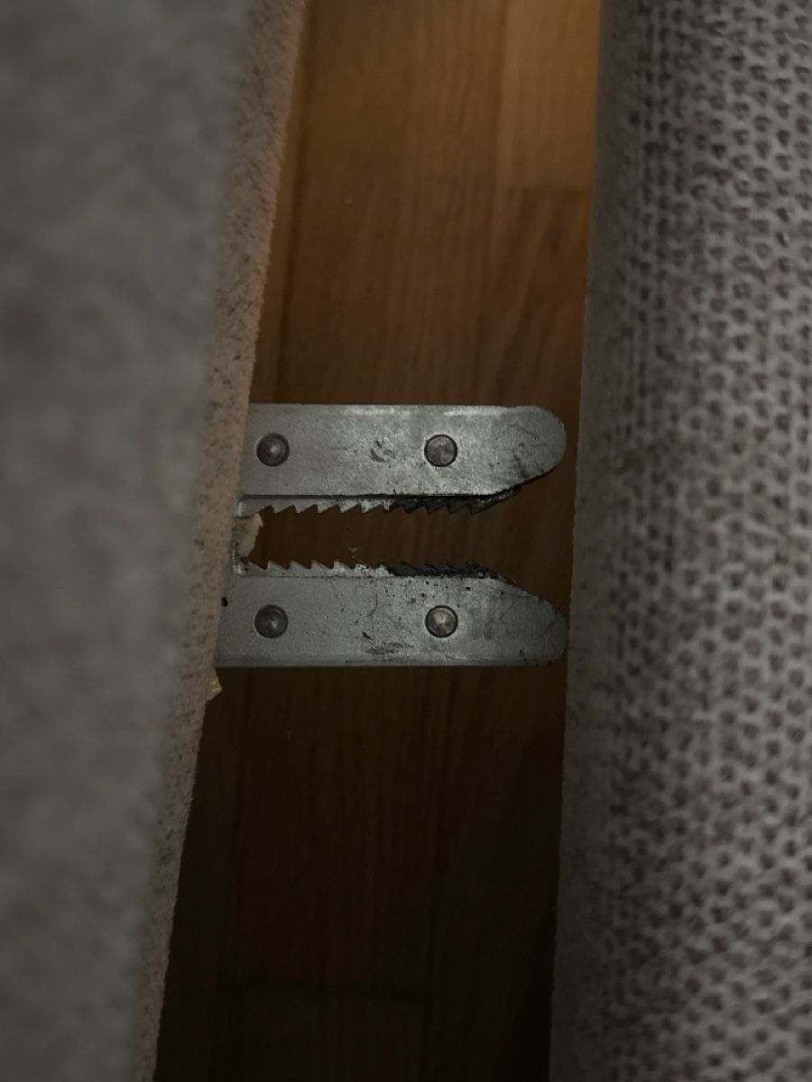 Sofas: Ecksofa hellgrau guter Zustand gebraucht – D'occasion à Ittigen par Aala12 3