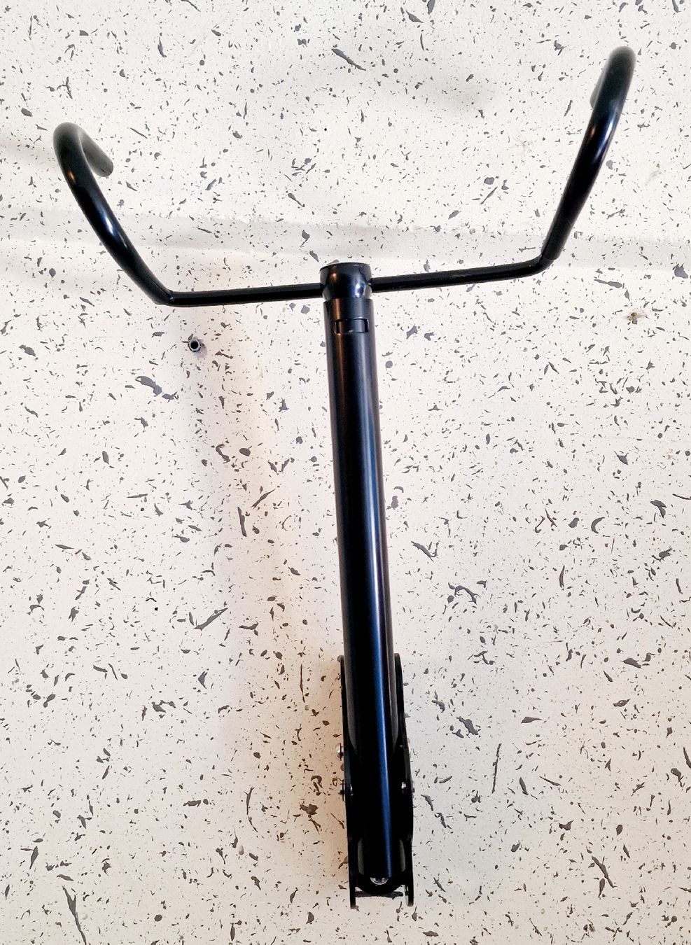 Fahrradhalterungen: fahrrad wandhalterung neuwertig – Gebraucht aus wetzikon von Bestedienste 2
