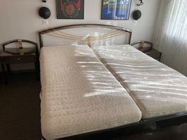 komplettes Bett inkl. 2 Nachttische