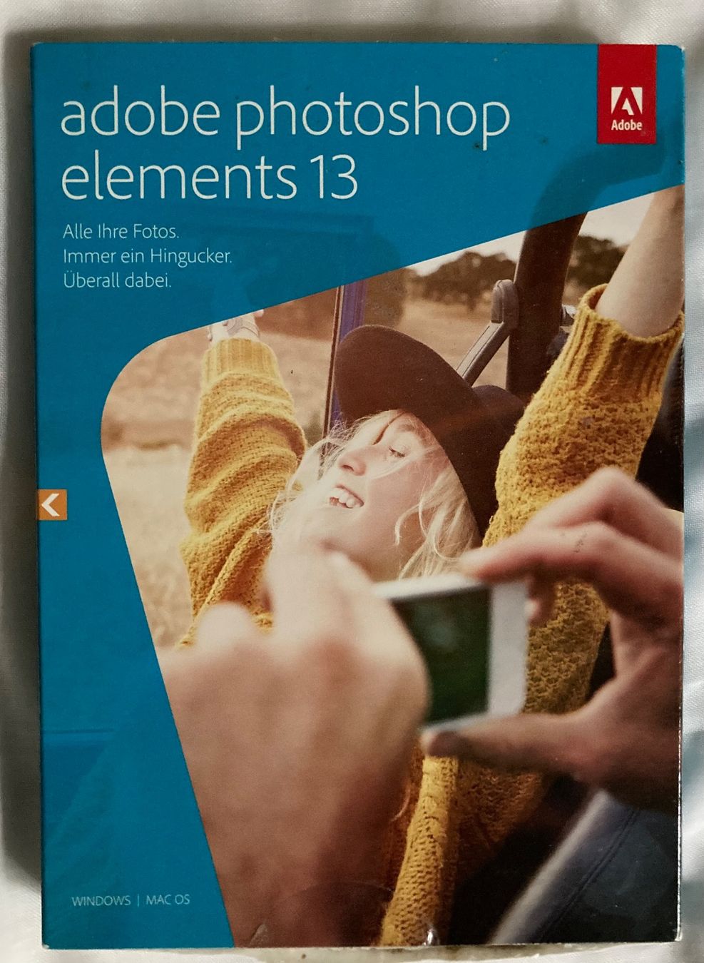 Adobe Software: Adobe Photoshop Elements 13, Original DVDs Windows/MacOS – Usato da Zürich venduto da Gustavo_Bianco
