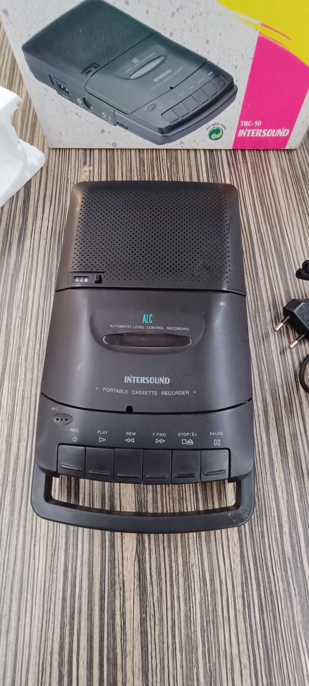 Aufnahmegeräte: Intersound TRC-50 Portable Cassette Recorder mit OVP – Gebraucht aus Reiden von Zofi-Brocki 1