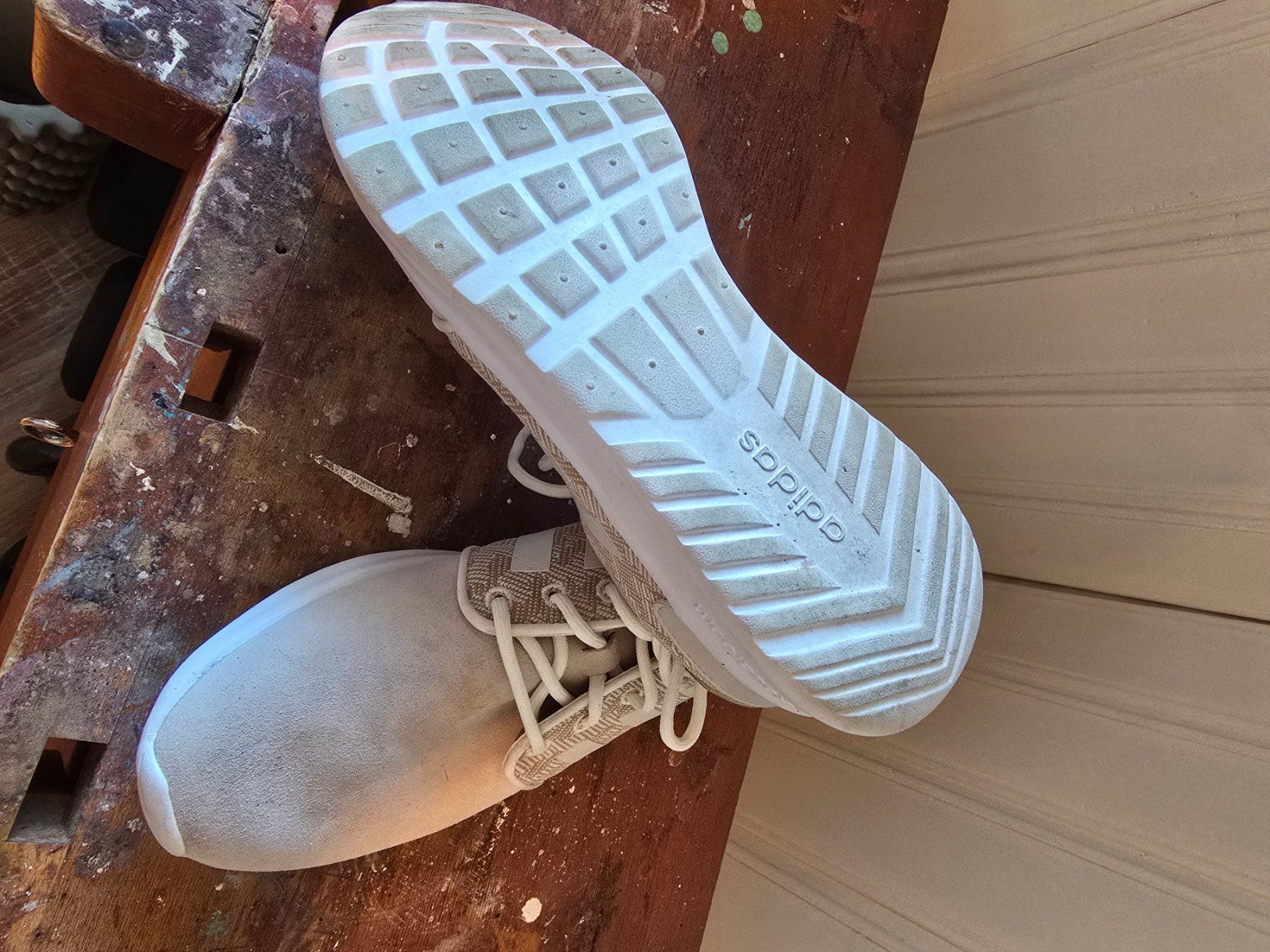 Adidas Scarpe da donna: Adidas Damen Schuhe Grösse 40 beige – Usato da Rheineck venduto da pepino85 1