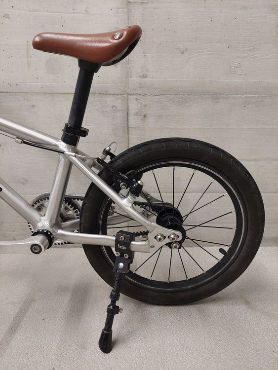 Early Rider Bike 16 Zoll mit Veloständer, ultraleicht | Kaufen auf Ricardo