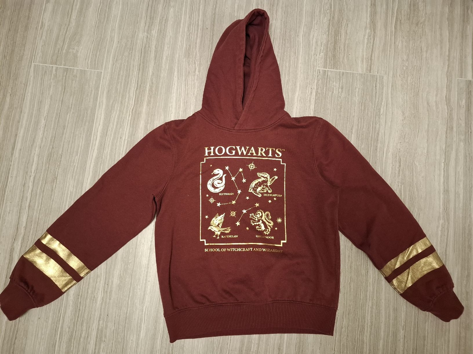 Pullover & Sweatshirts: pull à capuche bordeau Harry Potter taille 158/164 12-14 ans – Gebraucht aus Ecublens FR von ame_y8tq