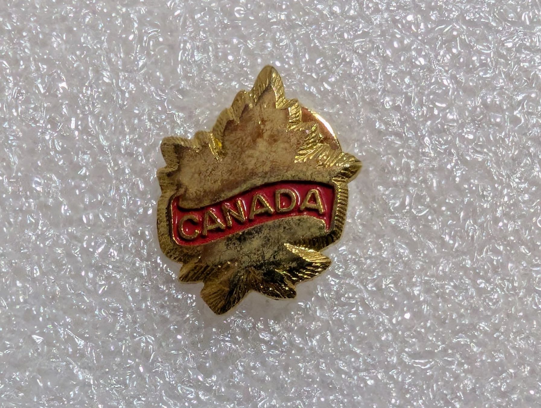 Plaketten & Abzeichen: Ansteckpin 224: Canada – Gebraucht aus Oppligen von Pin-Fall-Shop