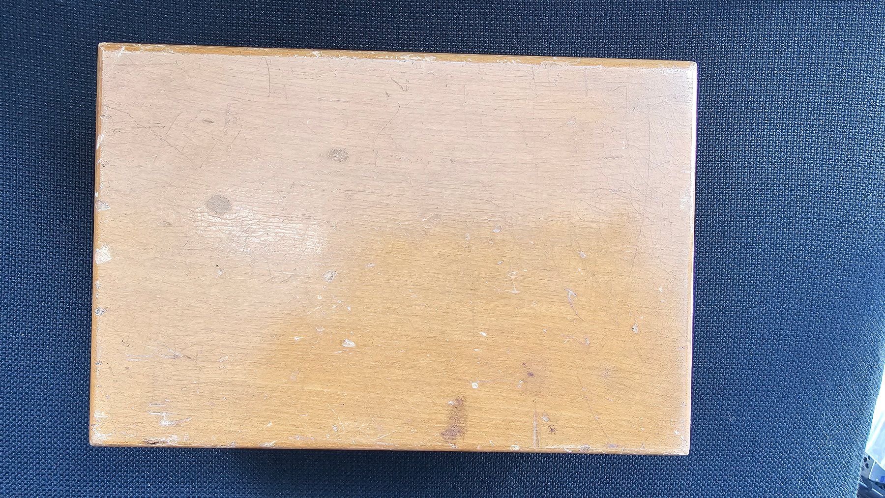 Tutti gli attrezzi: Gewichtssatz mit Holzbox und 6 Gewichten – Usato da Boniswil venduto da LakeSide_Boniswil 2