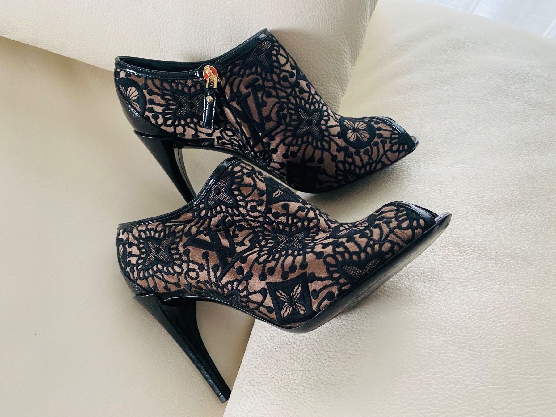Louis Vuitton Damenschuhe: Exklusiver must have LOUIS VUITTON Pumps, Gr. 38.5 – Gebraucht aus Winkel von ferrari2022 1